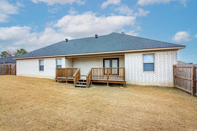 241 Heather Loop, Beebe, AR 72012