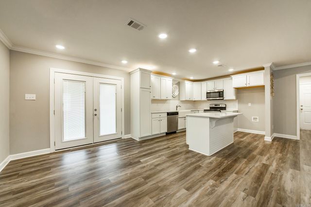 241 Heather Loop, Beebe, AR 72012