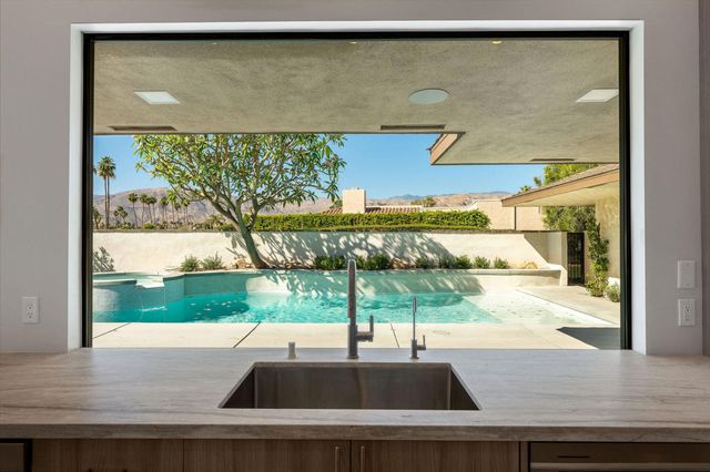 3 Columbia Drive, Rancho Mirage, CA 92270