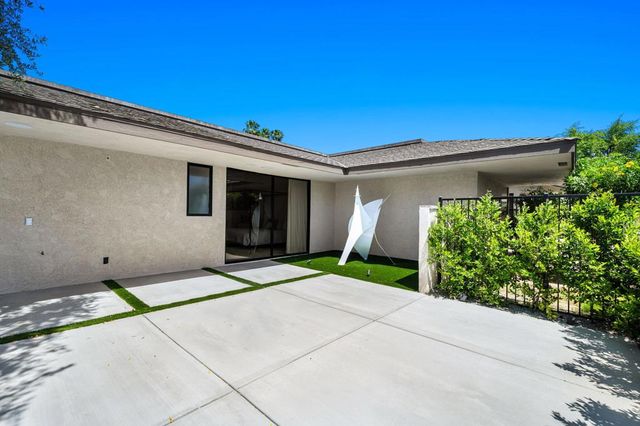 3 Columbia Drive, Rancho Mirage, CA 92270