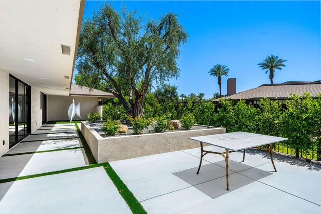 3 Columbia Drive, Rancho Mirage, CA 92270