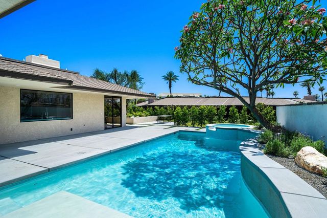 3 Columbia Drive, Rancho Mirage, CA 92270
