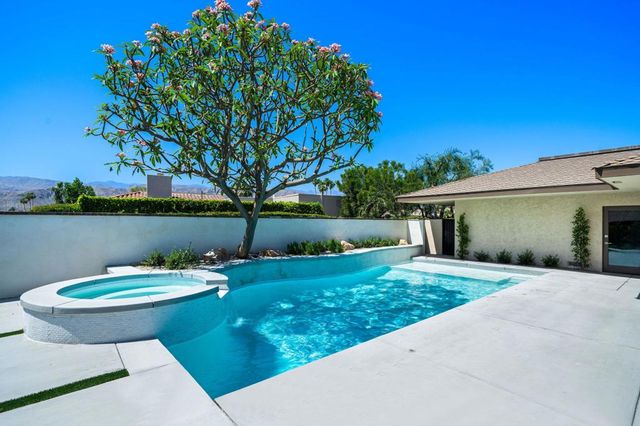 3 Columbia Drive, Rancho Mirage, CA 92270