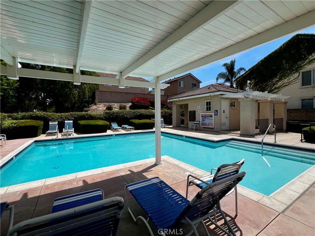 42180 Calabria, Temecula, CA 92591