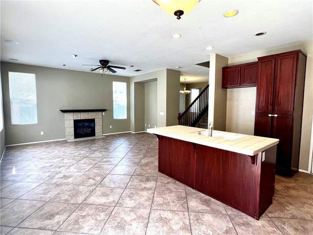 42180 Calabria, Temecula, CA 92591