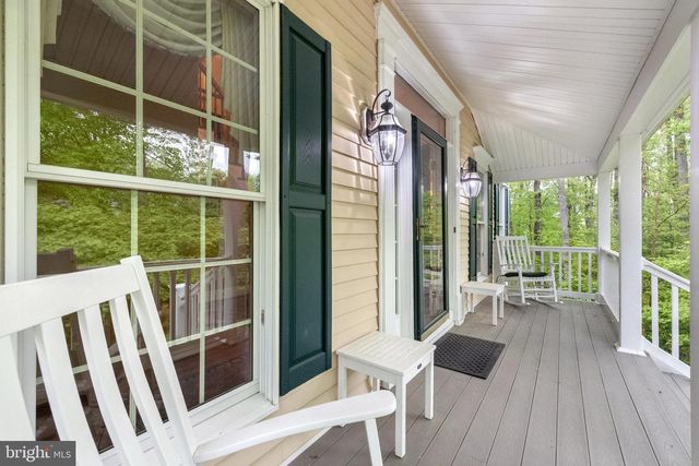 1812 CROSSPOINTE DR, Annapolis, MD 21401