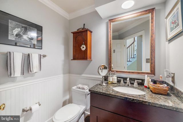 1812 CROSSPOINTE DR, Annapolis, MD 21401
