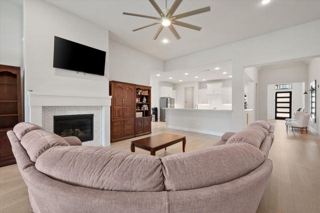 2829 Midlake Drive, Midlothian, TX 76065