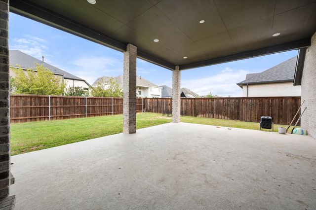2829 Midlake Drive, Midlothian, TX 76065