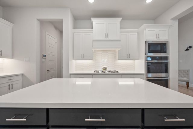 2829 Midlake Drive, Midlothian, TX 76065