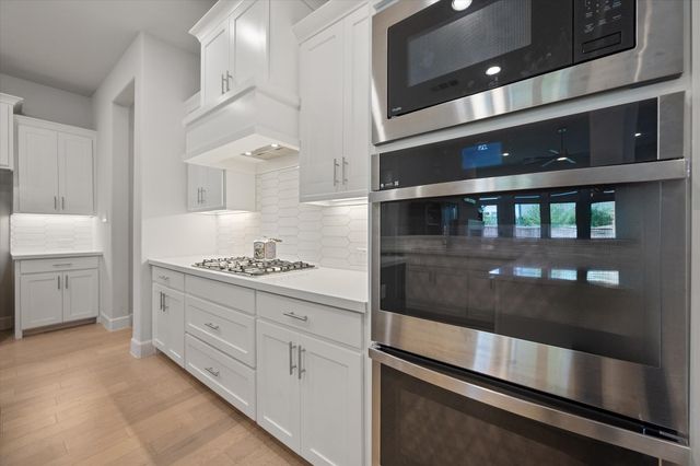 2829 Midlake Drive, Midlothian, TX 76065