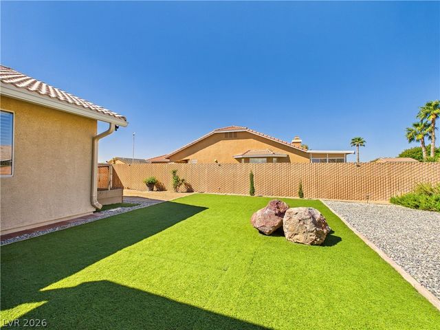 5380 East Chasemoor Street, Pahrump, NV 89061