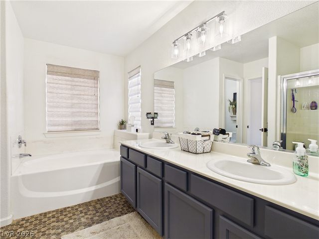 5380 East Chasemoor Street, Pahrump, NV 89061