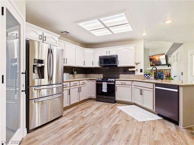 5380 East Chasemoor Street, Pahrump, NV 89061