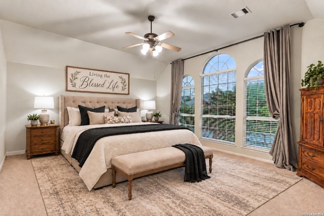 10106 RAMBLIN RIVER RD, San Antonio, TX 78251