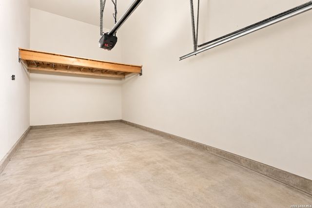 10106 RAMBLIN RIVER RD, San Antonio, TX 78251