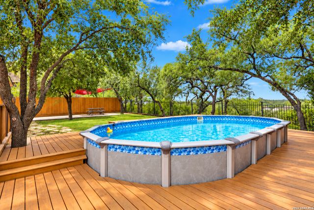 10106 RAMBLIN RIVER RD, San Antonio, TX 78251
