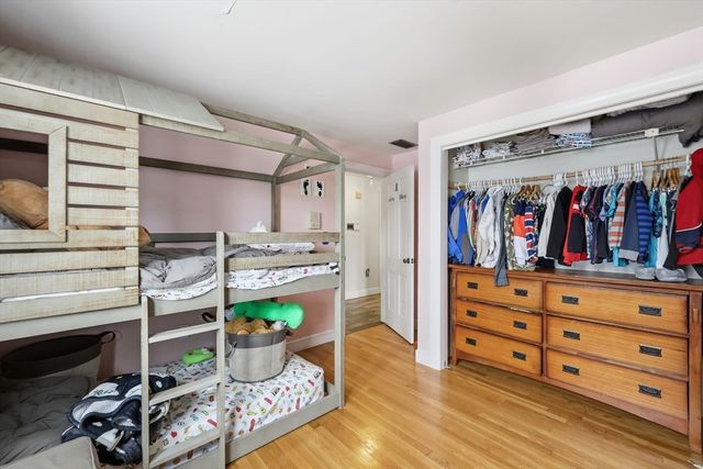 14 Emmons St, Milford, MA 01757