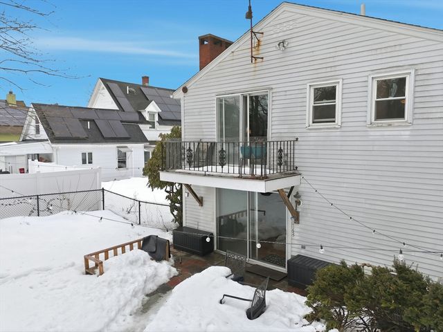 14 Emmons St, Milford, MA 01757