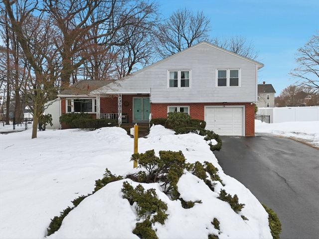 14 Emmons St, Milford, MA 01757