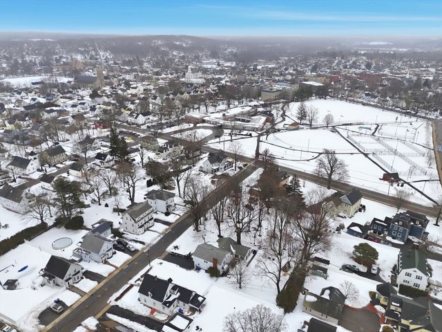 14 Emmons St, Milford, MA 01757