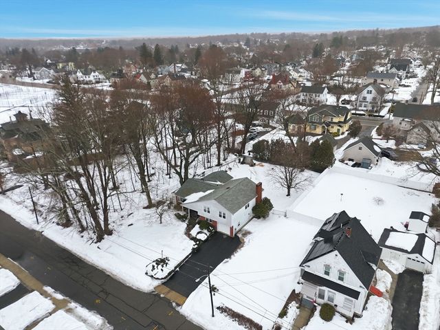 14 Emmons St, Milford, MA 01757