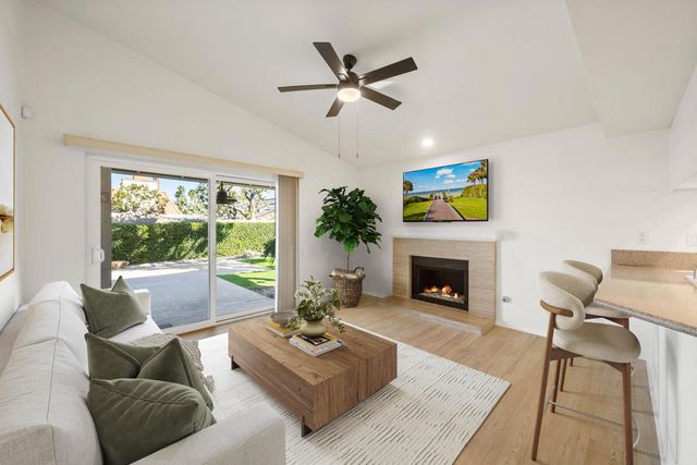 75258 La Sierra Drive, Palm Desert, CA 92211