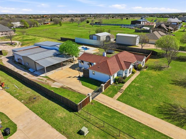 113 Mulkey Road, Waxahachie, TX 75167