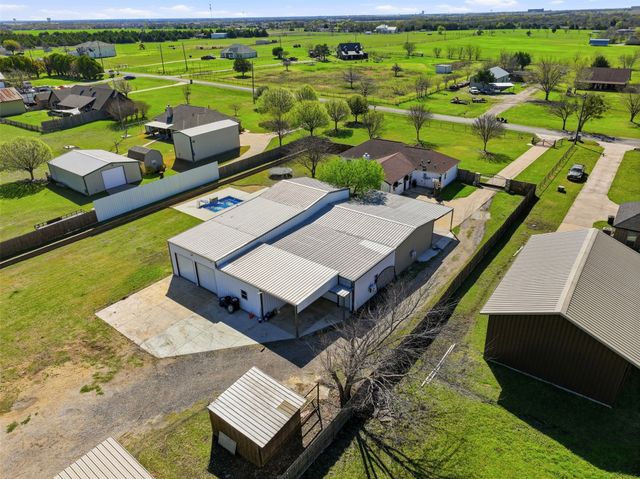 113 Mulkey Road, Waxahachie, TX 75167