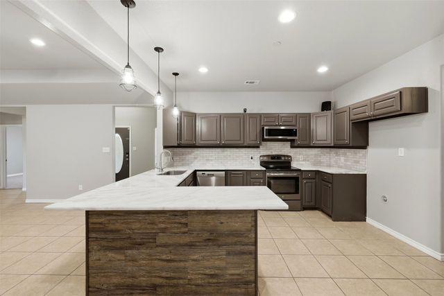 113 Mulkey Road, Waxahachie, TX 75167