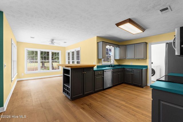 2927 Trailwood Drive SE, Southport, NC 28461