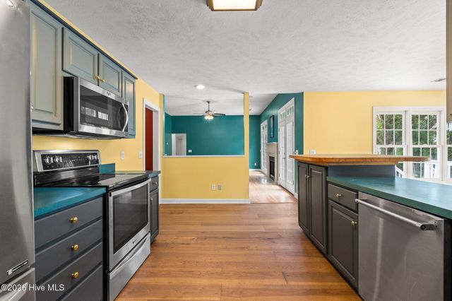 2927 Trailwood Drive SE, Southport, NC 28461