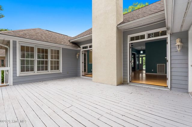 2927 Trailwood Drive SE, Southport, NC 28461