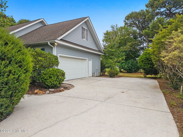 2927 Trailwood Drive SE, Southport, NC 28461