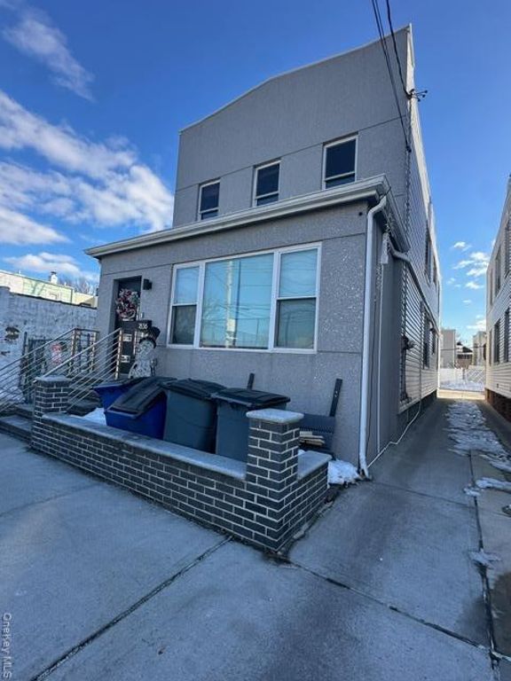 7836 69th Avenue, Middle Village, NY 11379