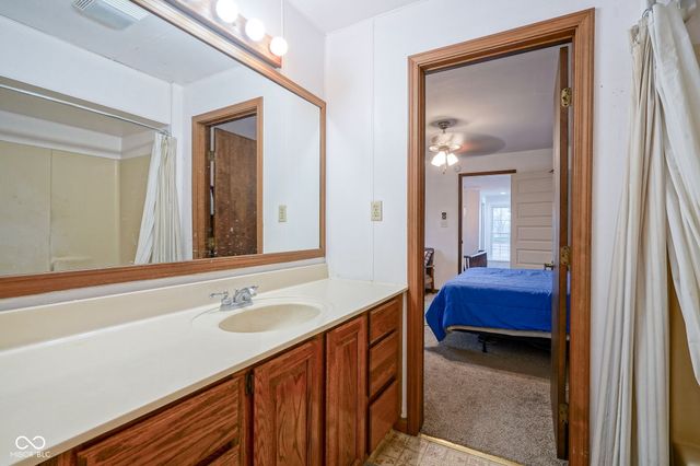 632 S Washington Street, Morristown, IN 46161