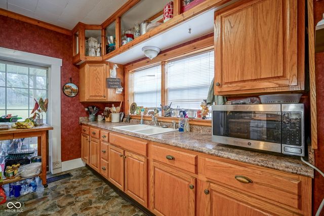 632 S Washington Street, Morristown, IN 46161