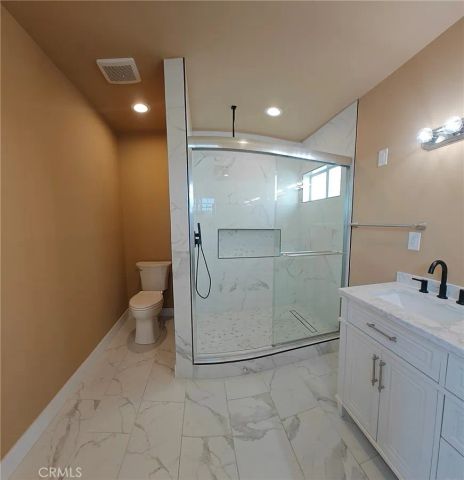 1402 E O, Wilmington, CA 90744