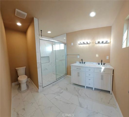 1402 E O, Wilmington, CA 90744