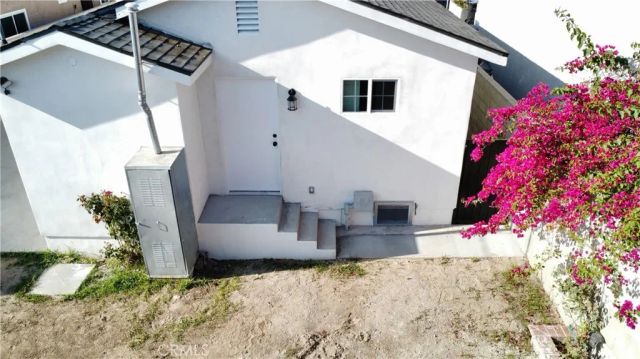 1402 E O, Wilmington, CA 90744