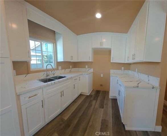 1402 E O, Wilmington, CA 90744