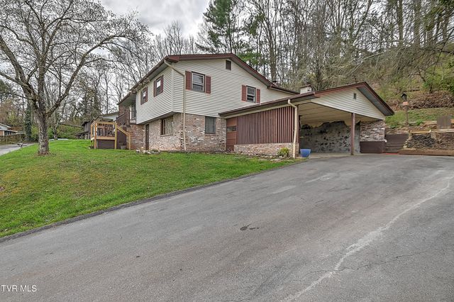 169 Denton Lane, Bristol, VA 24201