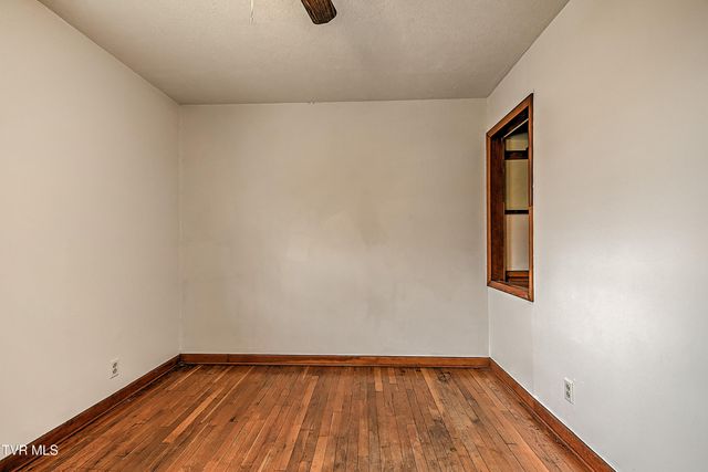 169 Denton Lane, Bristol, VA 24201