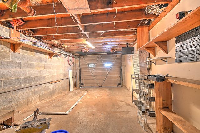 169 Denton Lane, Bristol, VA 24201