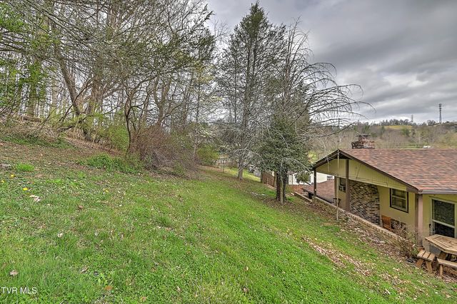 169 Denton Lane, Bristol, VA 24201