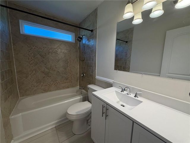 3040 Raymonds Court, Loganville, GA 30052
