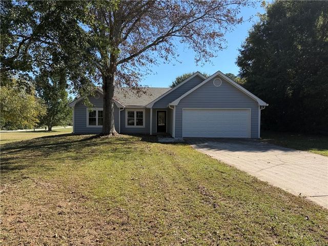 3040 Raymonds Court, Loganville, GA 30052