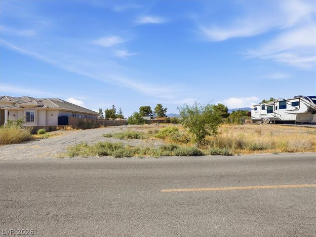 600 East Jaybird Street, Pahrump, NV 89048