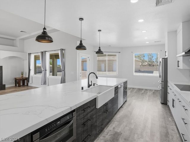 600 East Jaybird Street, Pahrump, NV 89048