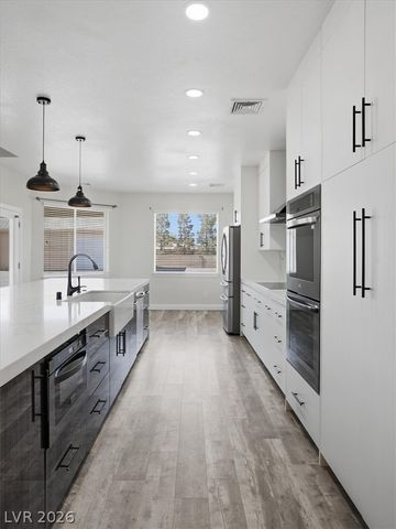 600 East Jaybird Street, Pahrump, NV 89048